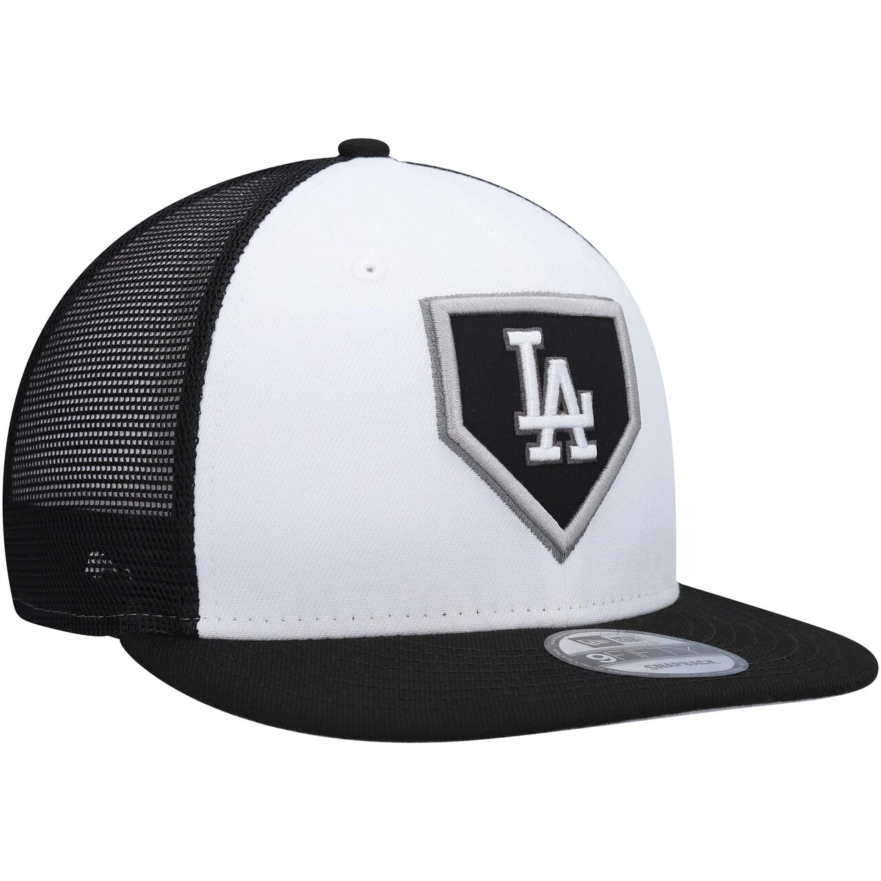 Men's Los Angeles Dodgers New Era White/Black 2022 Clubhouse Trucker 9FIFTY Snapback Hat 5 Men's Los Angeles Dodgers New Era White/Black 2022 Clubhouse Trucker 9FIFTY Snapback Hat - Image 3