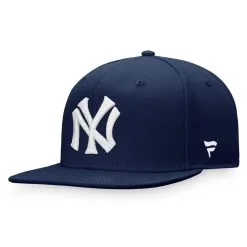 Men's New York Yankees Fanatics Branded Navy Cooperstown Collection Core Snapback Hat