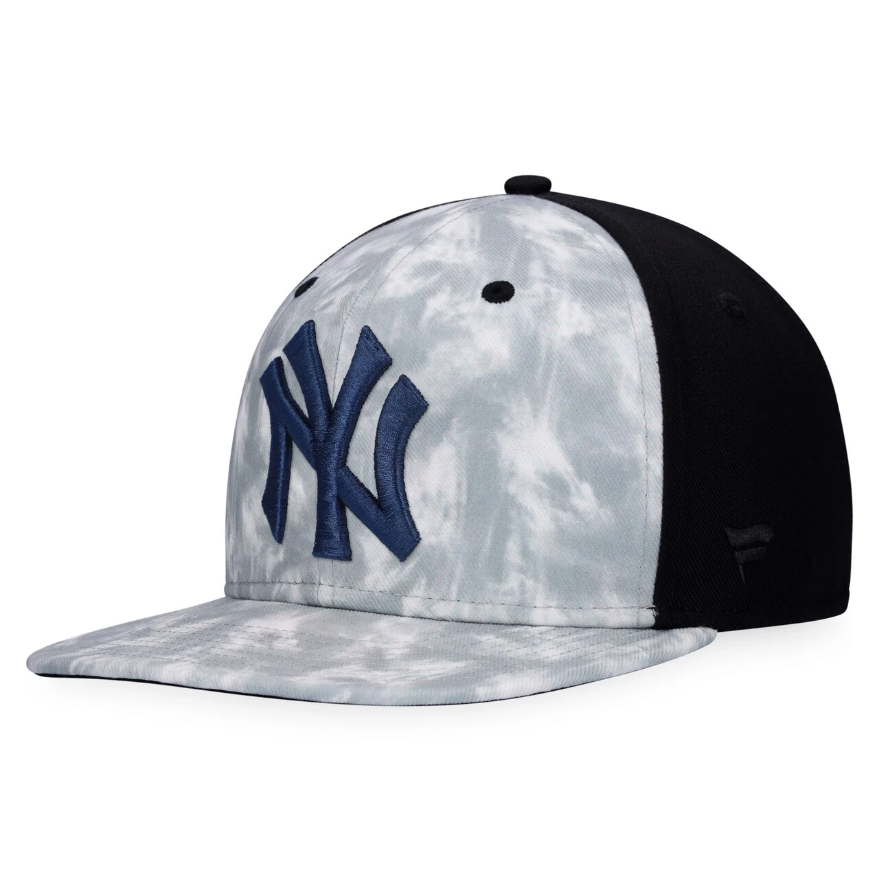 Men's New York Yankees Majestic Gray Smoke Dye Snapback Hat 3 Men's New York Yankees Majestic Gray Smoke Dye Snapback Hat