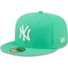 Men's New York Yankees New Era Green Logo 59FIFTY Fitted Hat -San Diego Padres Caps Sales mens new era green new york yankees logo 59fifty fitted hat pi4690000 altimages ff 4690365 90747dfeebc3aa90866falt1 full