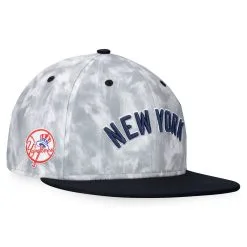 Men's New York Yankees Fanatics Branded Black/White Smoke Dye Fitted Hat -San Diego Padres Caps Sales white new york yankees smoke dye fitted hat ss5 p 4914497pv 3u m9ew6527f92d5xvdltwhv hfpboxhaaxpiex0jrrvt